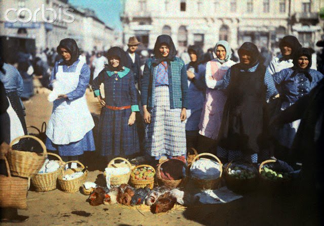 Beautiful+Color+Photos+of+Hungary+in+The+Early+of+1930s+(11).jpg