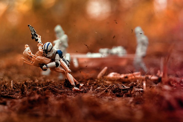 fstoppers-Zahir-Batin-star-wars-creative-toy-photography-h_0016_Background.jpg