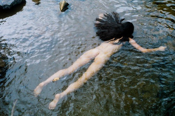 29800036-2_o-600x398