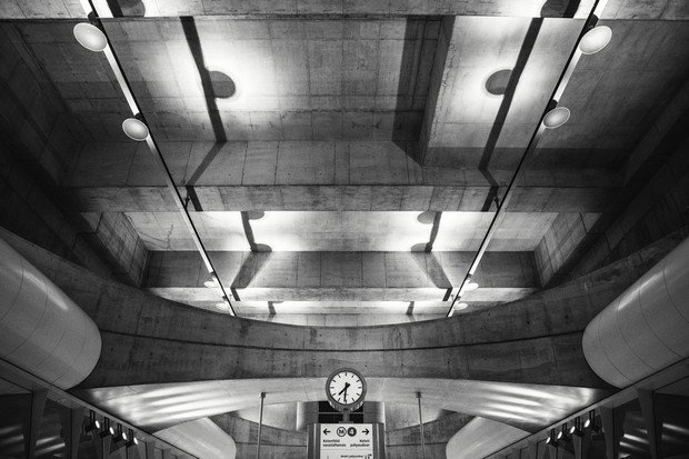 4M_00011