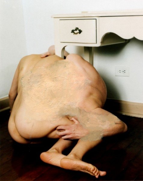 Rik-Garrett-photographs-Symbiosis-desk