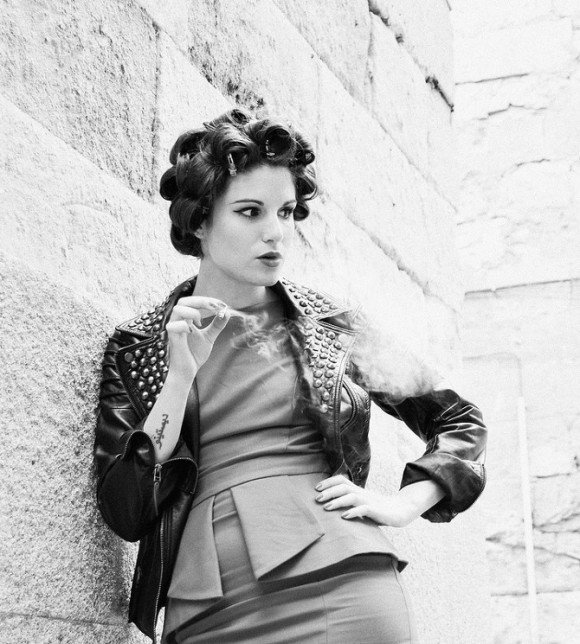 lady-mac-cartney-black-and-white-smoke-580x644