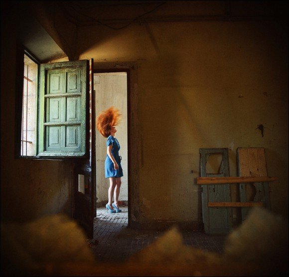 lady-mac-cartney-conceptual-2-580x555