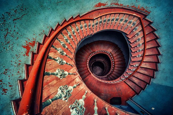 spiral-stairs-2-7
